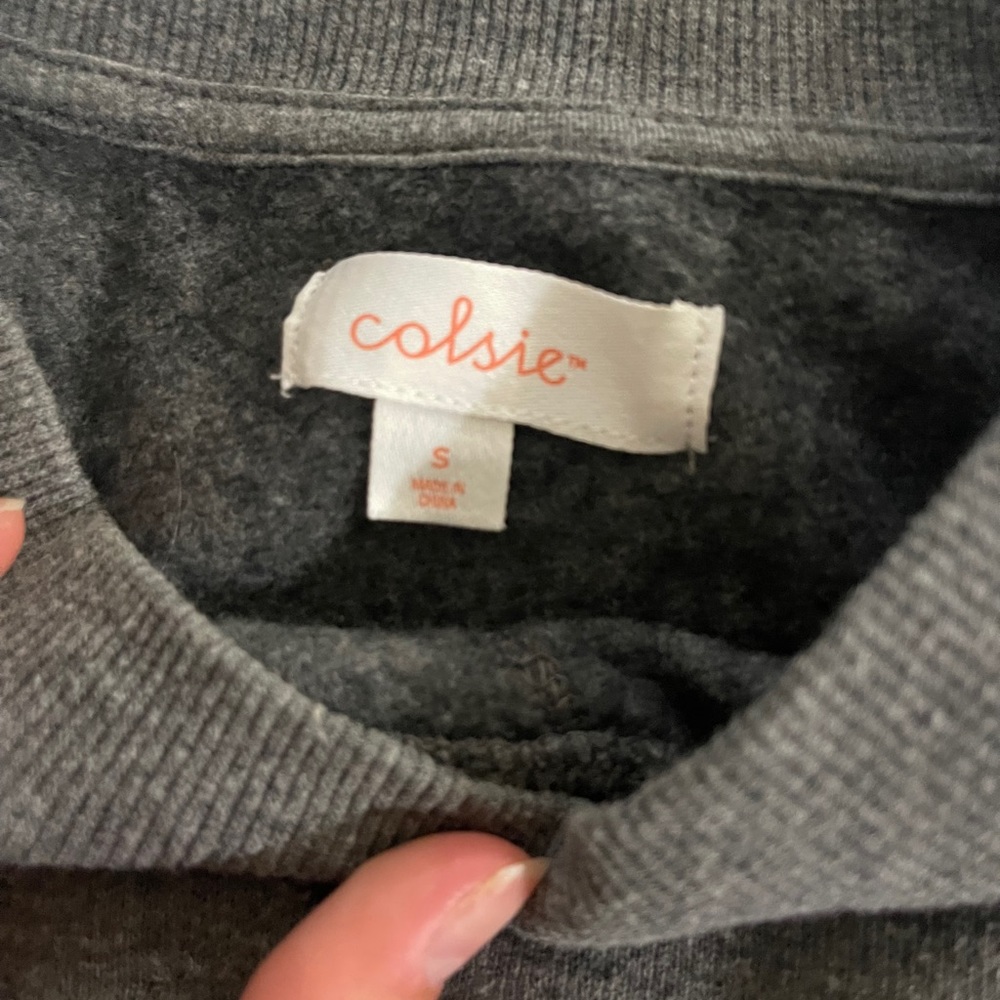 Colsie Cropped Crewneck, Size S - Picture 2 of 2